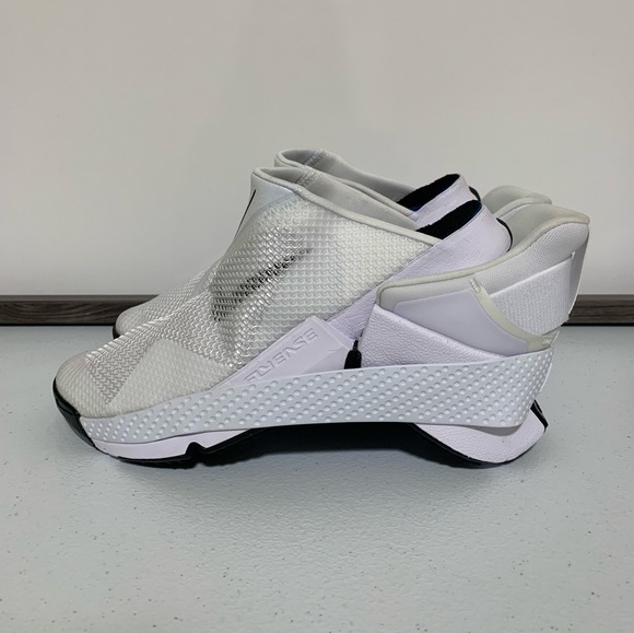 Nike Women's Go Flyease Slip-On Running Shoes-Size 7.5 NWOT - Picture 5 of 13